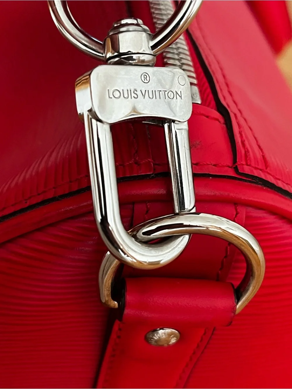 Louis Vuitton x Supreme Epi Leather Bag Preowned